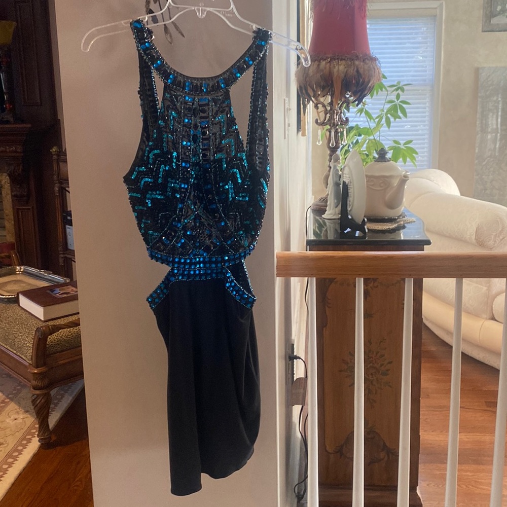Blue and Black jeweled short dress. Perfect for homecoming/prom/ wedding guest